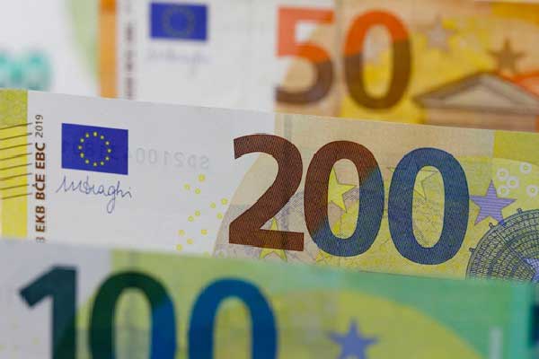 中加基金固收周报|银行配置行情推动债市震荡走强